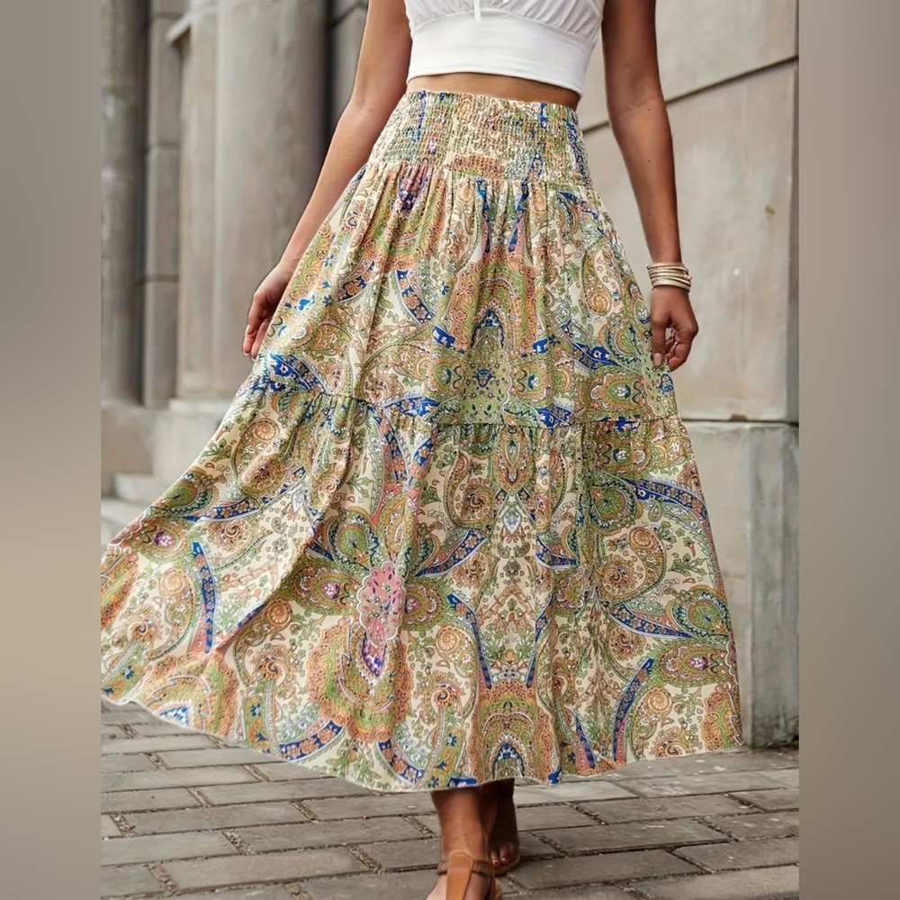 Boho Paisley High-Waist Maxi Skirt – Earthy Festival Vibes - Picture 3 of 4